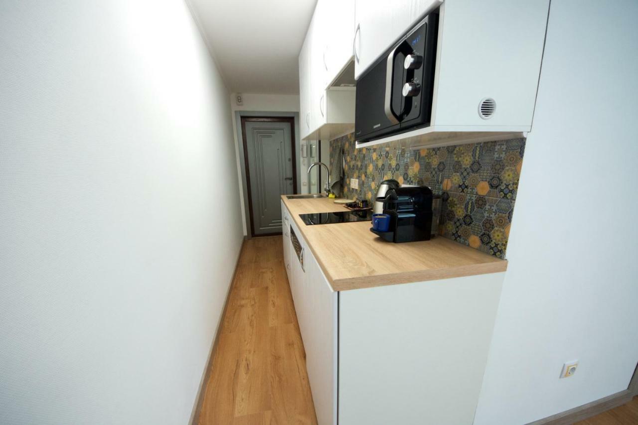 Яскраві Апартаменти √ Wi-Fi √ Кава √ 2Хв П.Олександрія Bila Zerkwa Exterior foto